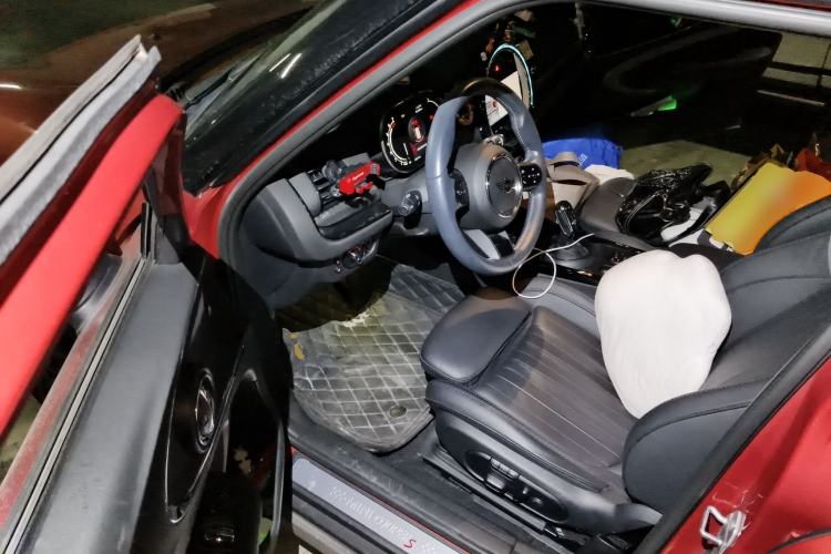 Used MINI Clubman 2022 2.0T COOPER S Driver Seat