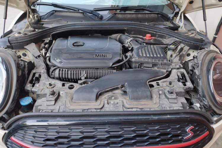 Used MINI Clubman 2022 Updated 2.0T COOPER S Engine Bay