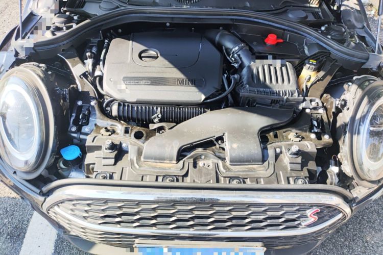 Used MINI Clubman 2022 2.0T COOPER S Engine Bay