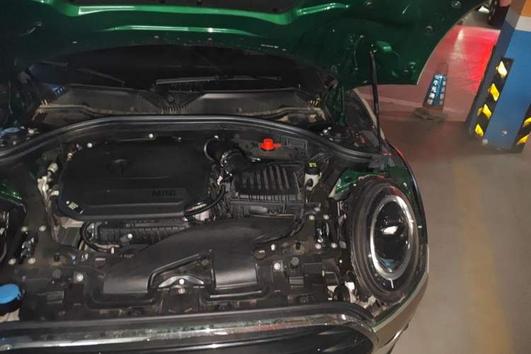 Used MINI Clubman 2022 1.5T COOPER Connoisseur Engine Bay Left