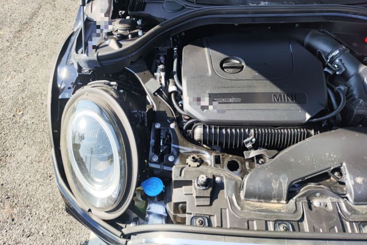 Used MINI Clubman 2022 2.0T COOPER S Engine Bay Right