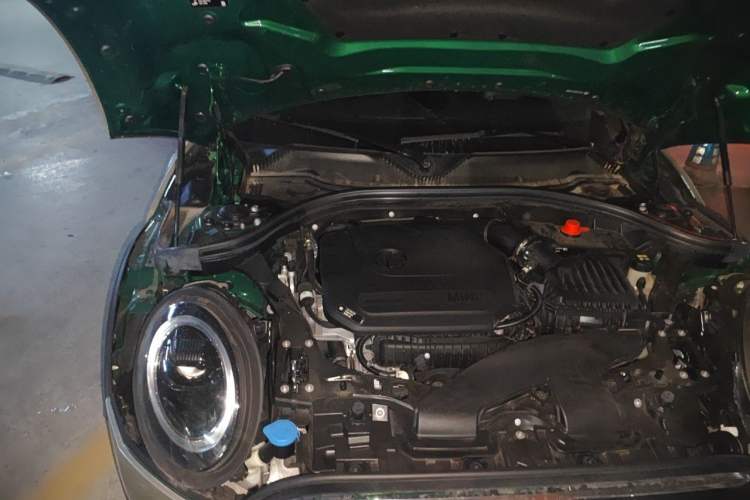 Used MINI Clubman 2022 1.5T COOPER Connoisseur Engine Bay Right