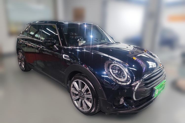 Used MINI Clubman 2022 1.5T COOPER Connoisseur Front Right 45 Deg