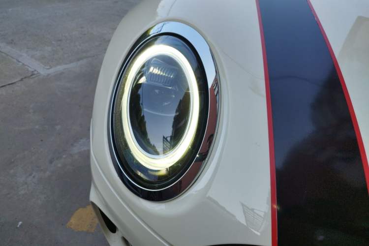 Used MINI Clubman 2022 Updated 2.0T COOPER S Right Front Headlight