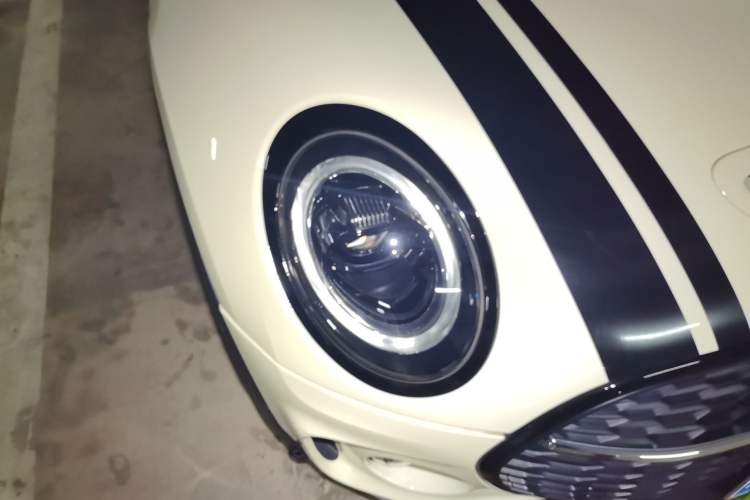 Used MINI Clubman 2022 Updated 2.0T COOPER S Right Front Headlight