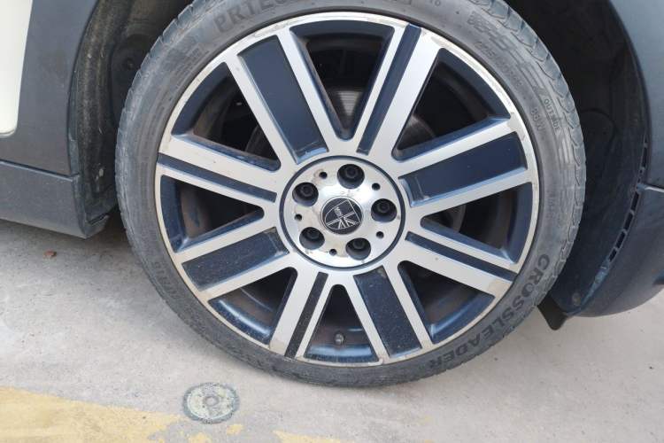 Used MINI Clubman 2022 Updated 2.0T COOPER S Right Front Wheel Hub