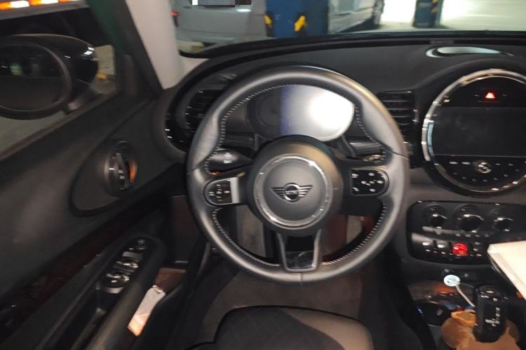 Used MINI Clubman 2022 1.5T COOPER Connoisseur Steering Wheel