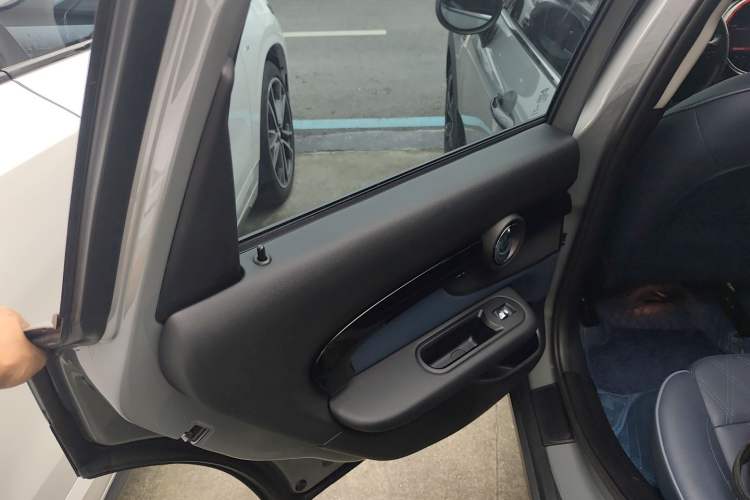 Used MINI Clubman 2022 Updated 2.0T COOPER S Interior 5