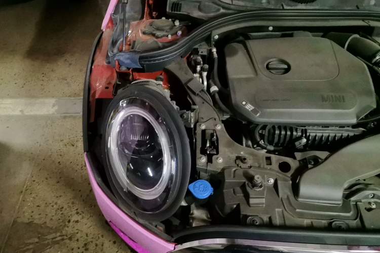 Used MINI Clubman 2022 1.5T COOPER Connoisseur Engine Bay Right