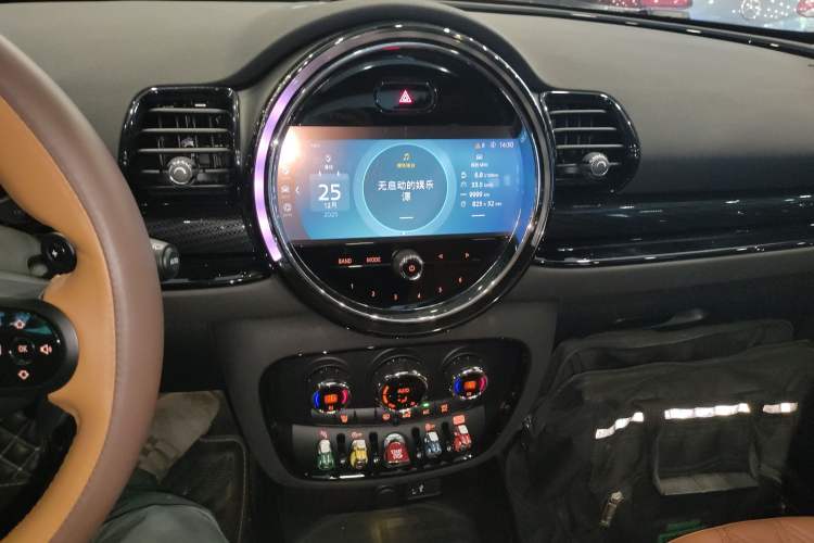 Used MINI Clubman 2022 2.0T COOPER S Audio And AC Panel
