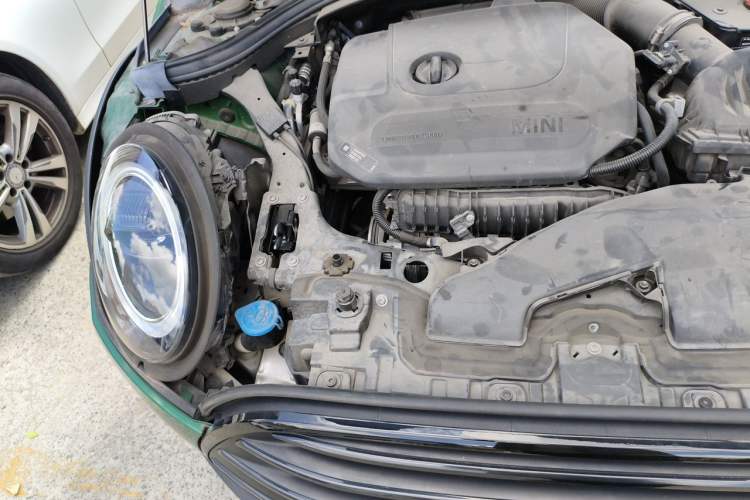 Used MINI Clubman 2022 1.5T COOPER Connoisseur Engine Bay Right