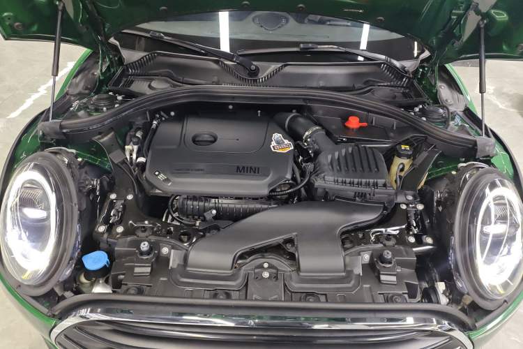 Used MINI Clubman 2022 1.5T COOPER Connoisseur Engine Bay