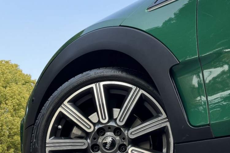 Used MINI Clubman 2022 2.0T COOPER S Exterior 5