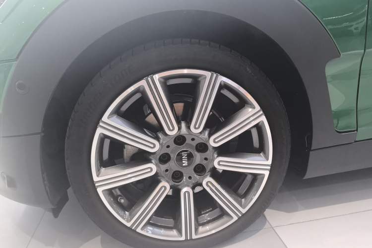 Used MINI Clubman 2022 Facelift 1.5T COOPER Connoisseur Exterior 7
