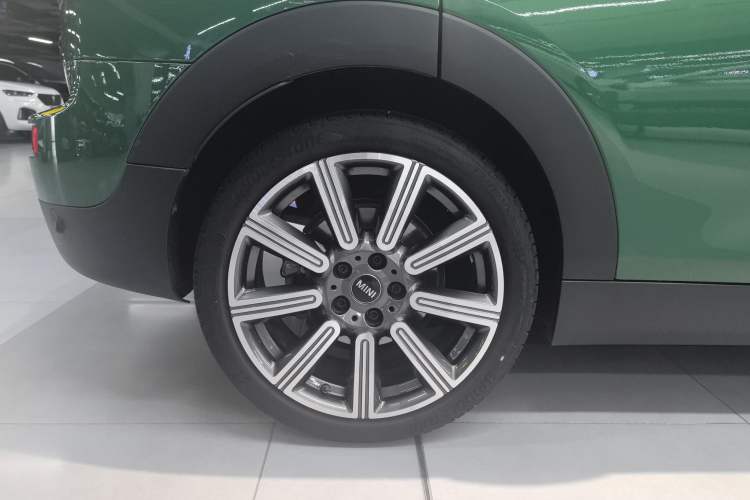 Used MINI Clubman 2022 Facelift 1.5T COOPER Connoisseur Exterior 8