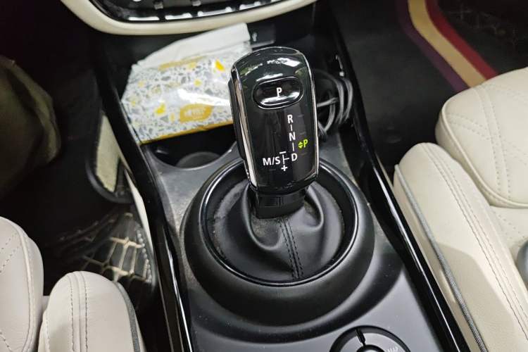 Used MINI Clubman 2022 Updated 2.0T COOPER S Gear Lever