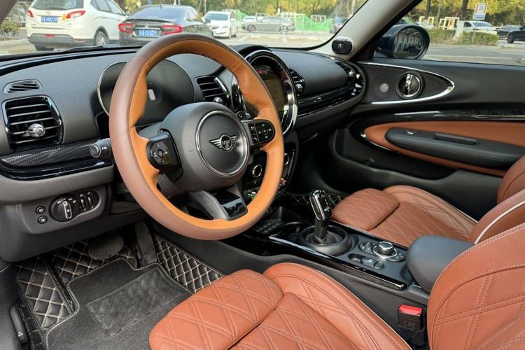 Used MINI Clubman 2022 2.0T COOPER S Interior 3