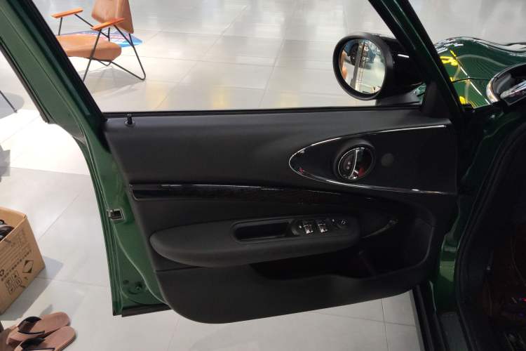 Used MINI Clubman 2022 Facelift 1.5T COOPER Connoisseur Interior 6