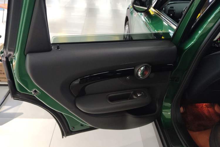 Used MINI Clubman 2022 Facelift 1.5T COOPER Connoisseur Interior 7