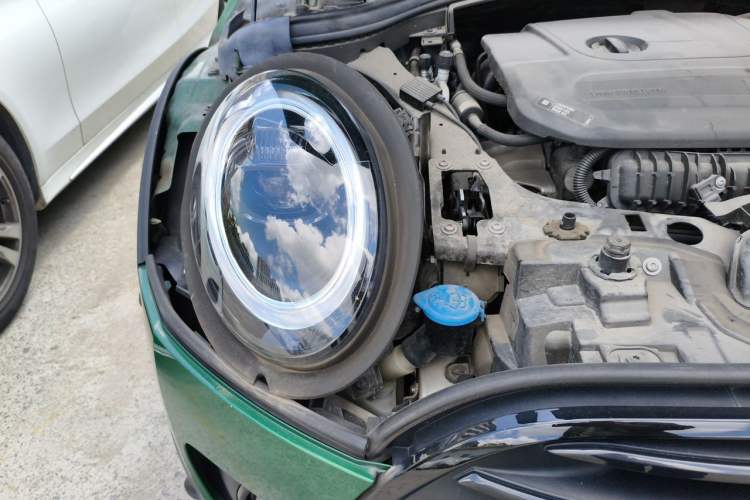 Used MINI Clubman 2022 1.5T COOPER Connoisseur Right Front Headlight
