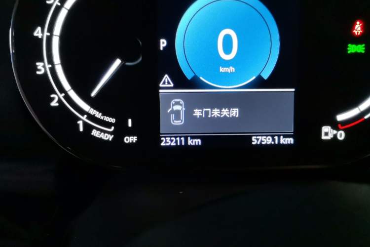 Used MINI Clubman 2022 1.5T COOPER Connoisseur Odometer Close Up