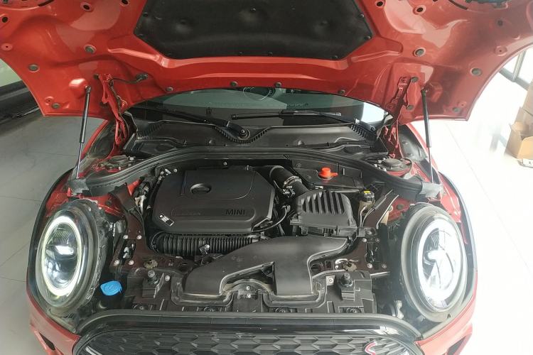 Used MINI Clubman 2022 2.0T COOPER S Engine Bay