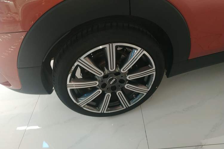 Used MINI Clubman 2022 2.0T COOPER S Right Rear Wheel Hub
