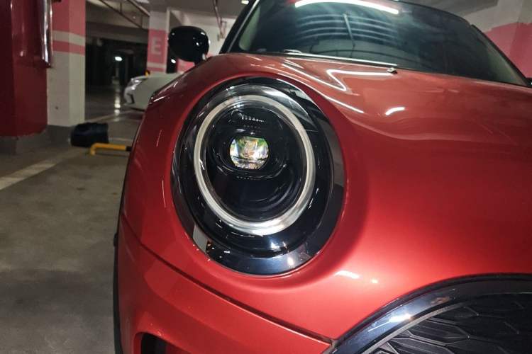Used MINI Clubman 2022 Updated 2.0T COOPER S Right Front Headlight
