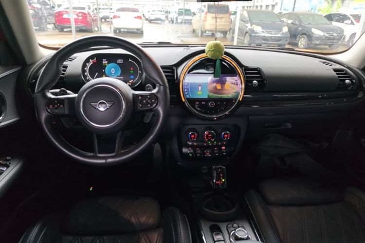 Used MINI Clubman 2022 Updated 2.0T COOPER S Center Console
