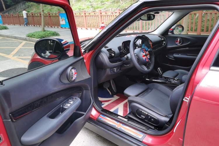 Used MINI Clubman 2022 1.5T COOPER Connoisseur Driver Seat