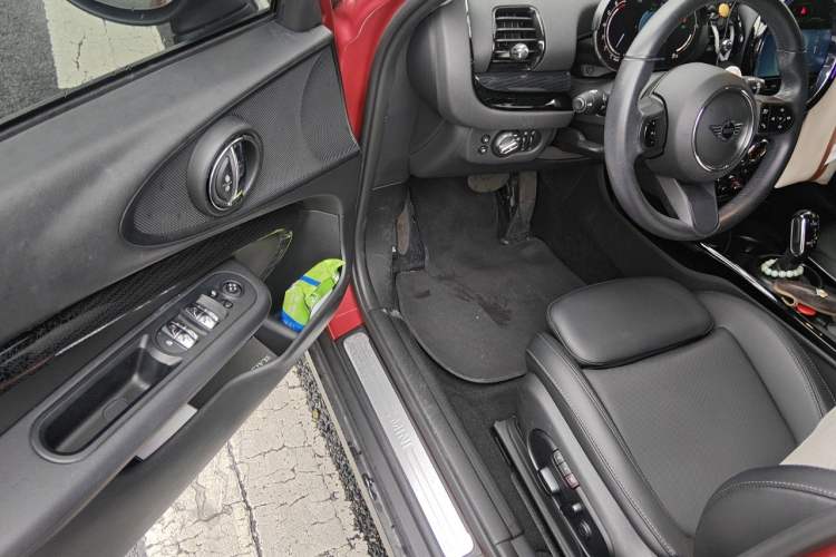 Used MINI Clubman 2022 1.5T COOPER Driver Seat