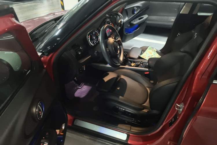Used MINI Clubman 2022 1.5T COOPER Driver Seat