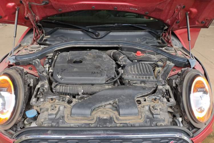 Used MINI Clubman 2022 Updated 2.0T COOPER S Engine Bay
