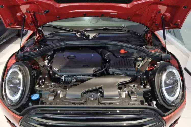 Used MINI Clubman 2022 Updated 1.5T COOPER Engine Bay