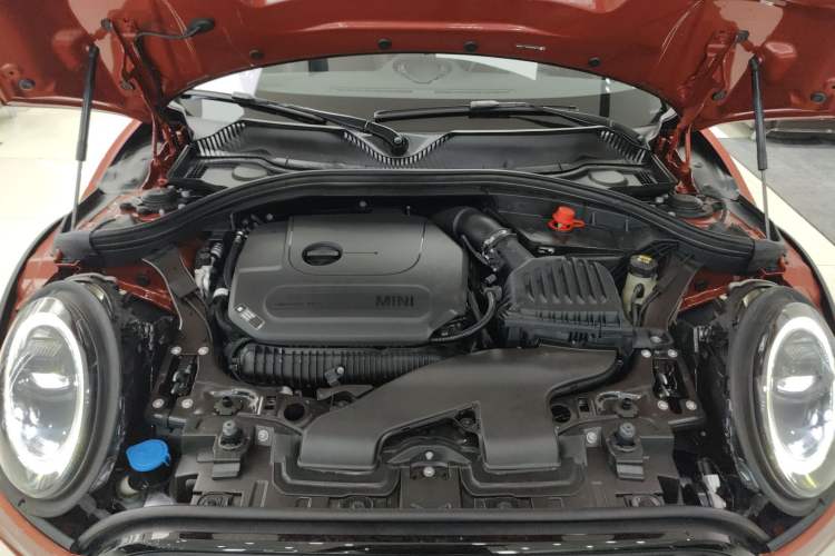 Used MINI Clubman 2022 Updated 2.0T COOPER S Engine Bay
