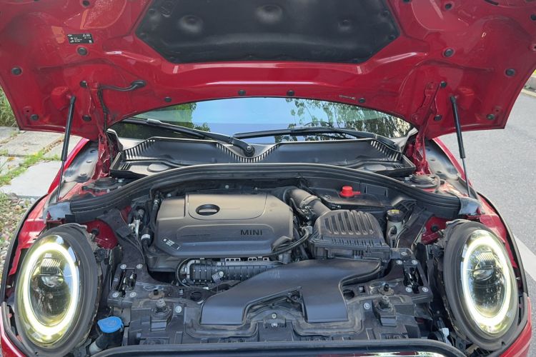 Used MINI Clubman 2022 1.5T COOPER Engine Bay