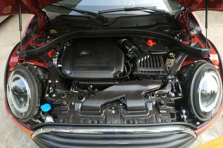 Used MINI Clubman 2022 1.5T COOPER Connoisseur Engine Bay