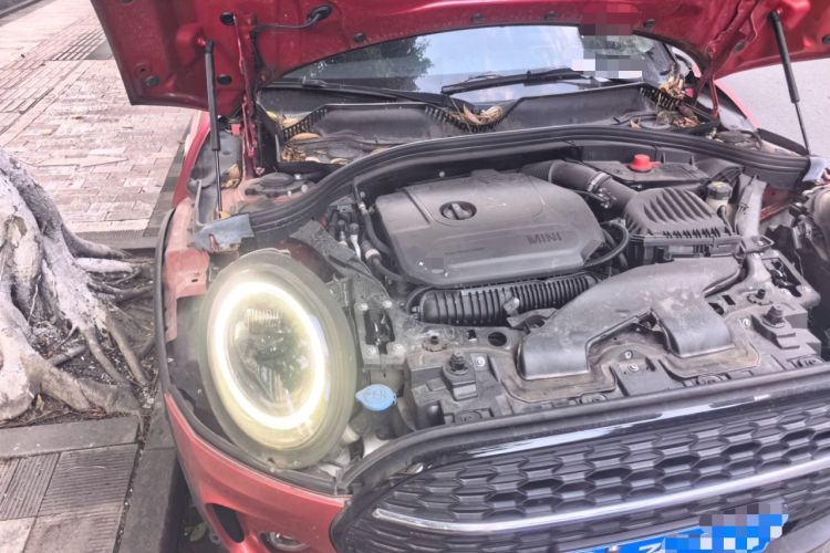 Used MINI Clubman 2022 2.0T COOPER S Engine Bay Right