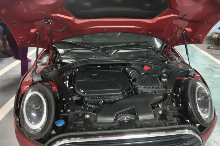 Used MINI Clubman 2022 1.5T COOPER Engine Bay