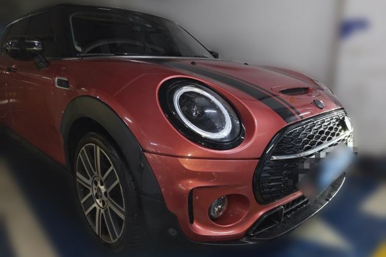 Used MINI Clubman 2022 2.0T COOPER S Front Right 45 Deg