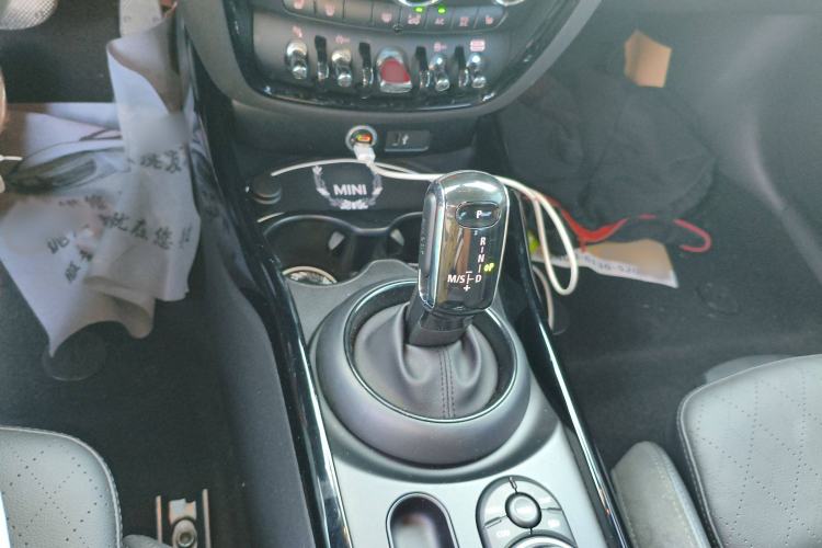 Used MINI Clubman 2022 Facelift 1.5T COOPER Connoisseur Gear Lever