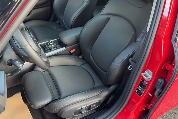 Used MINI Clubman 2022 1.5T COOPER Interior 2