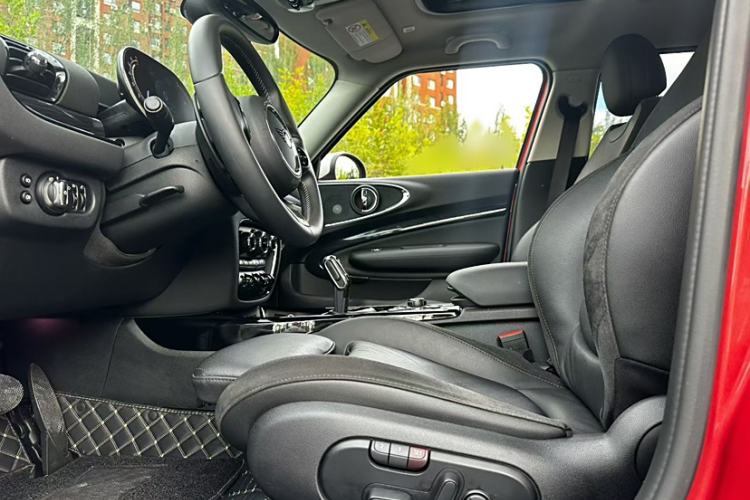 Used MINI Clubman 2022 Updated 2.0T COOPER S Interior 3
