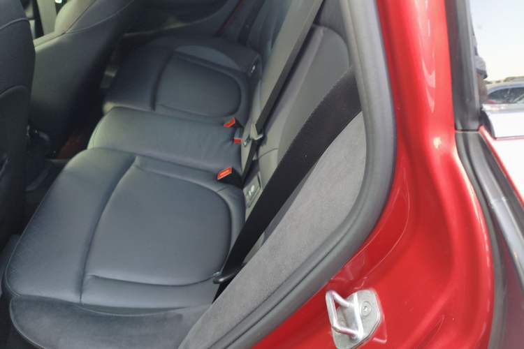 Used MINI Clubman 2022 Facelift 1.5T COOPER Connoisseur Interior 4
