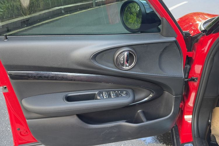 Used MINI Clubman 2022 1.5T COOPER Interior 9