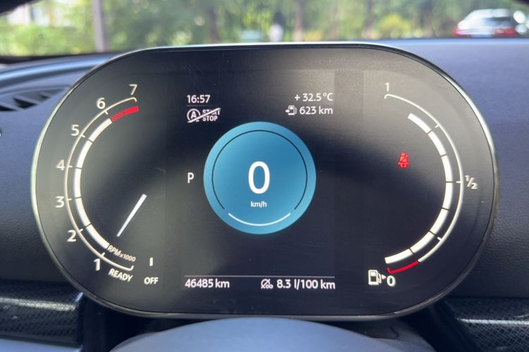 Used MINI Clubman 2022 1.5T COOPER Odometer Close Up