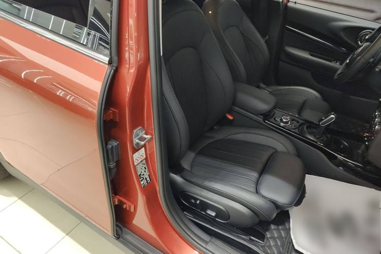 Used MINI Clubman 2022 Updated 2.0T COOPER S Right Front Seat