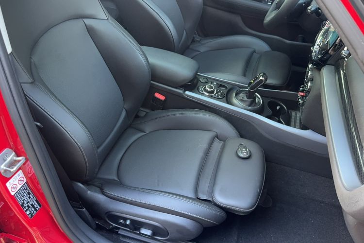 Used MINI Clubman 2022 1.5T COOPER Right Front Seat