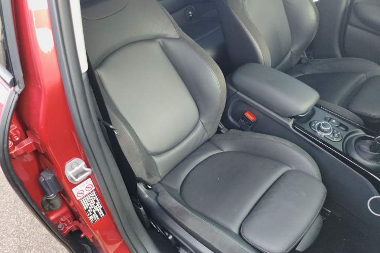 Used MINI Clubman 2022 Facelift 1.5T COOPER Connoisseur Right Front Seat