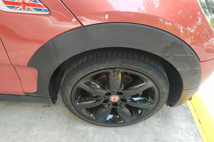 Used MINI Clubman 2022 1.5T COOPER Connoisseur Right Front Wheel Hub